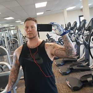 Meet your Posher, Wayne